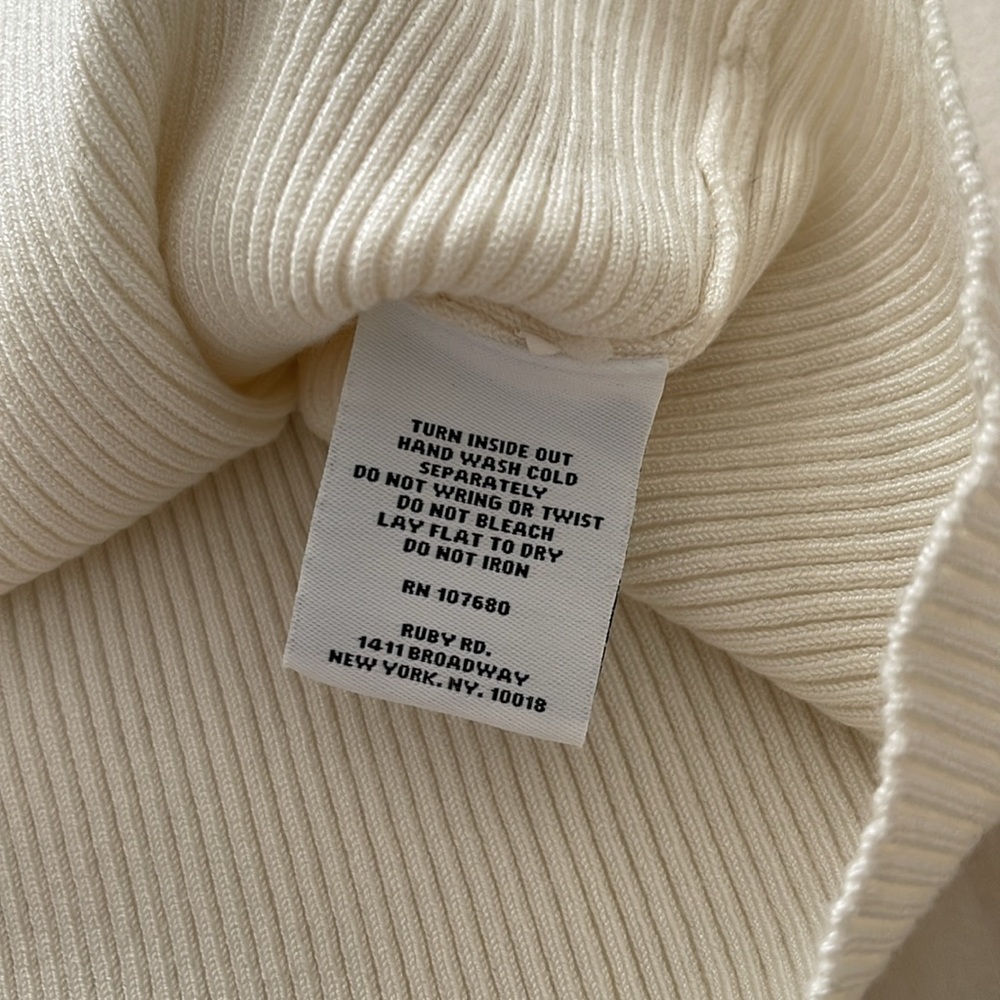 Ruby Rd. cream ribbed embellished shell - image 5